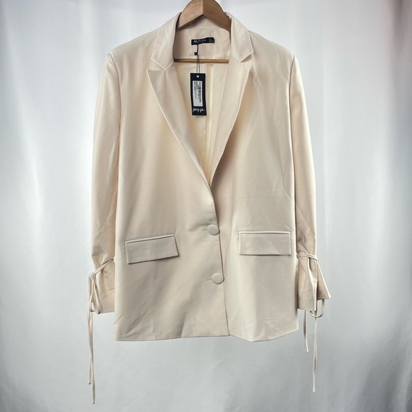 NWT Nasty Gal Tie Sleeve Oversized Blazer in Cream Size 2 - Picture 3 of 8
